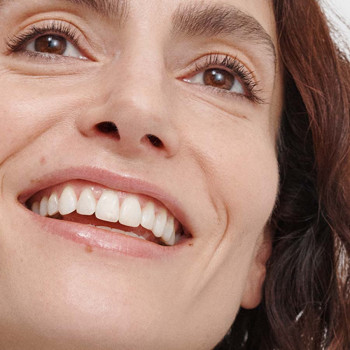 Dr. Hauschka Crema rigenerante contorno occhi: trattamento affinante, attenua le rughe e le linee sottili della pelle matura